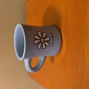 Life is Good Daisy Flower Mug